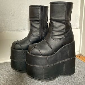 Stack 201 Demonias Vegan